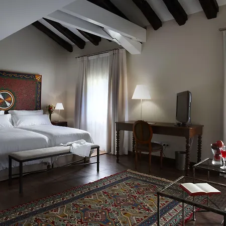 Iriarte Jauregia Hotel