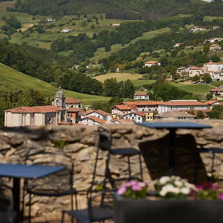 Iriarte Jauregia Hotel