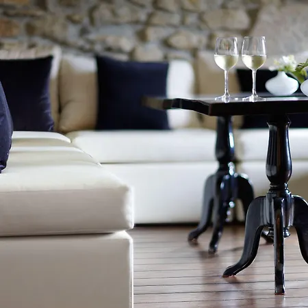 Iriarte Jauregia מלון 4*