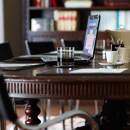 Iriarte Jauregia מלון